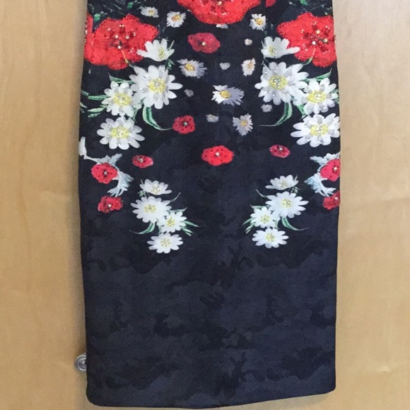 Jovani PLUNGING FLORAL EMBROIDERED COCKTAIL - Picture 3 of 8